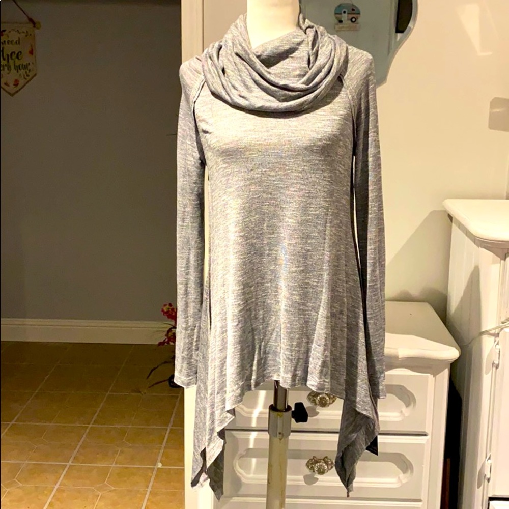 Kensie Performance Top